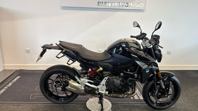BMW F900 R